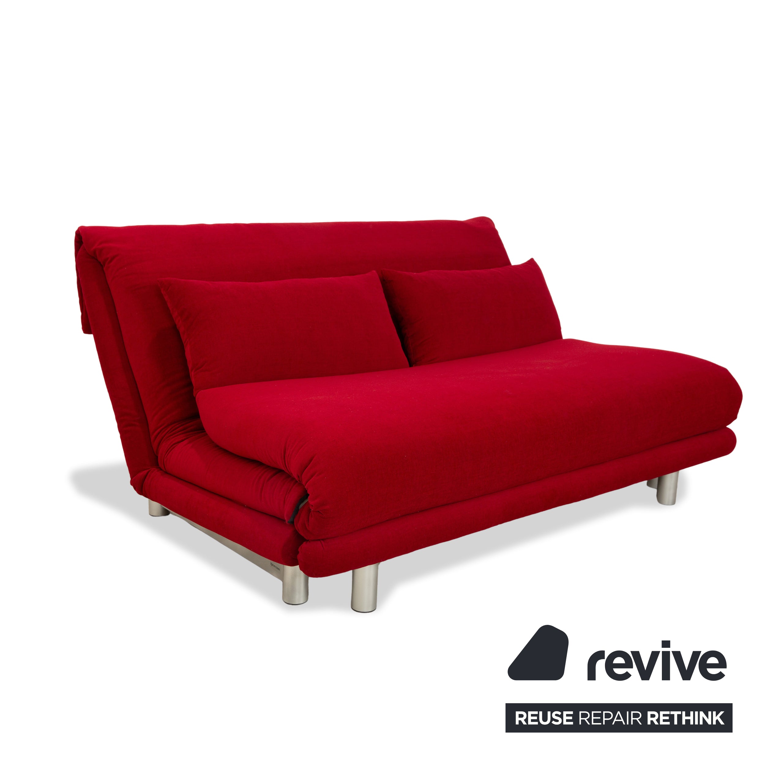 Housse neuve pour canapé trois places Ligne Roset Multy en tissu rouge fonction couchage