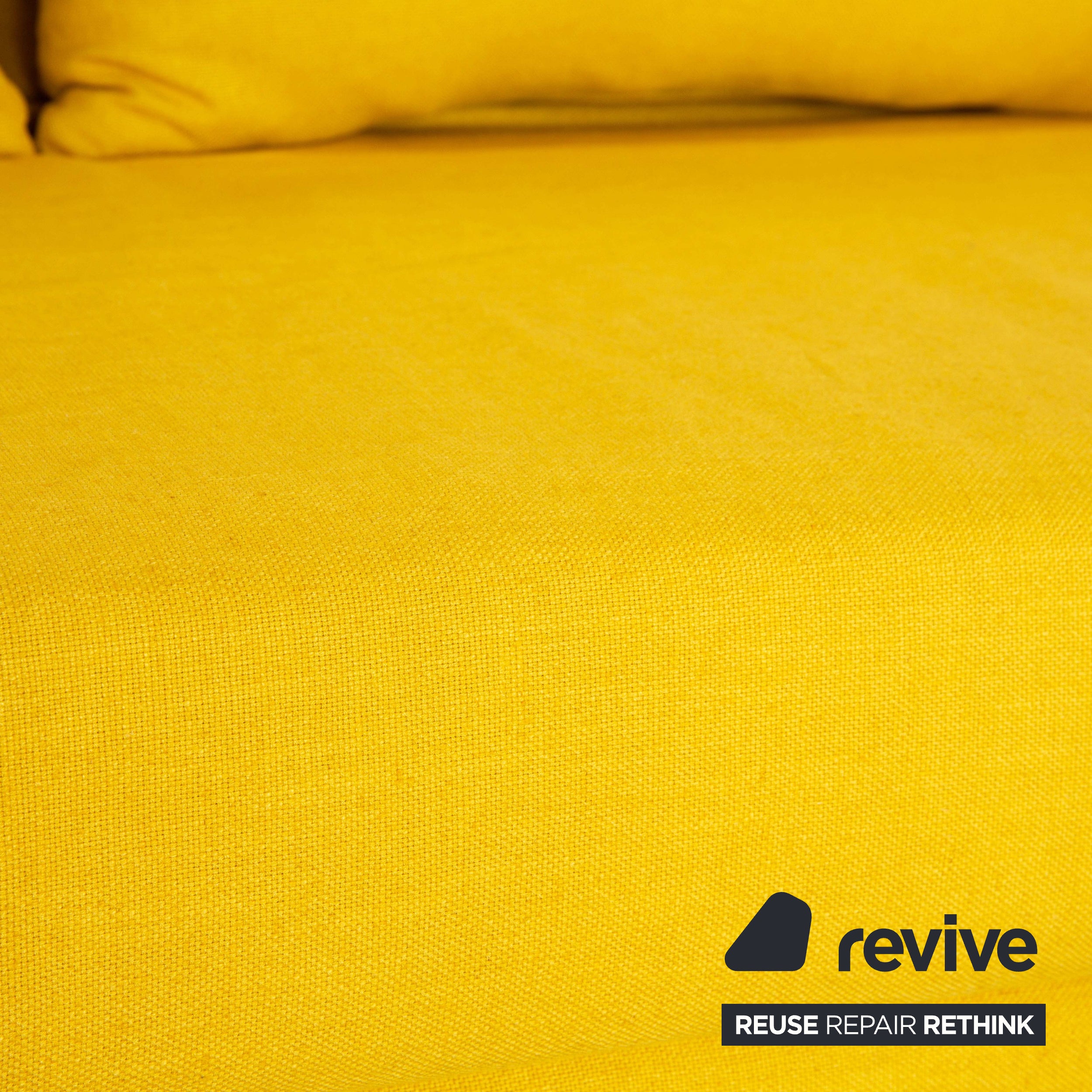 Ligne Roset Canapé-lit 3 places en tissu Multy jaune avec accoudoirs canapé fonction couchage nouveau cadre de revêtement noir