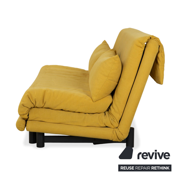 Canapé trois places Ligne Roset Multy en tissu jaune moutarde