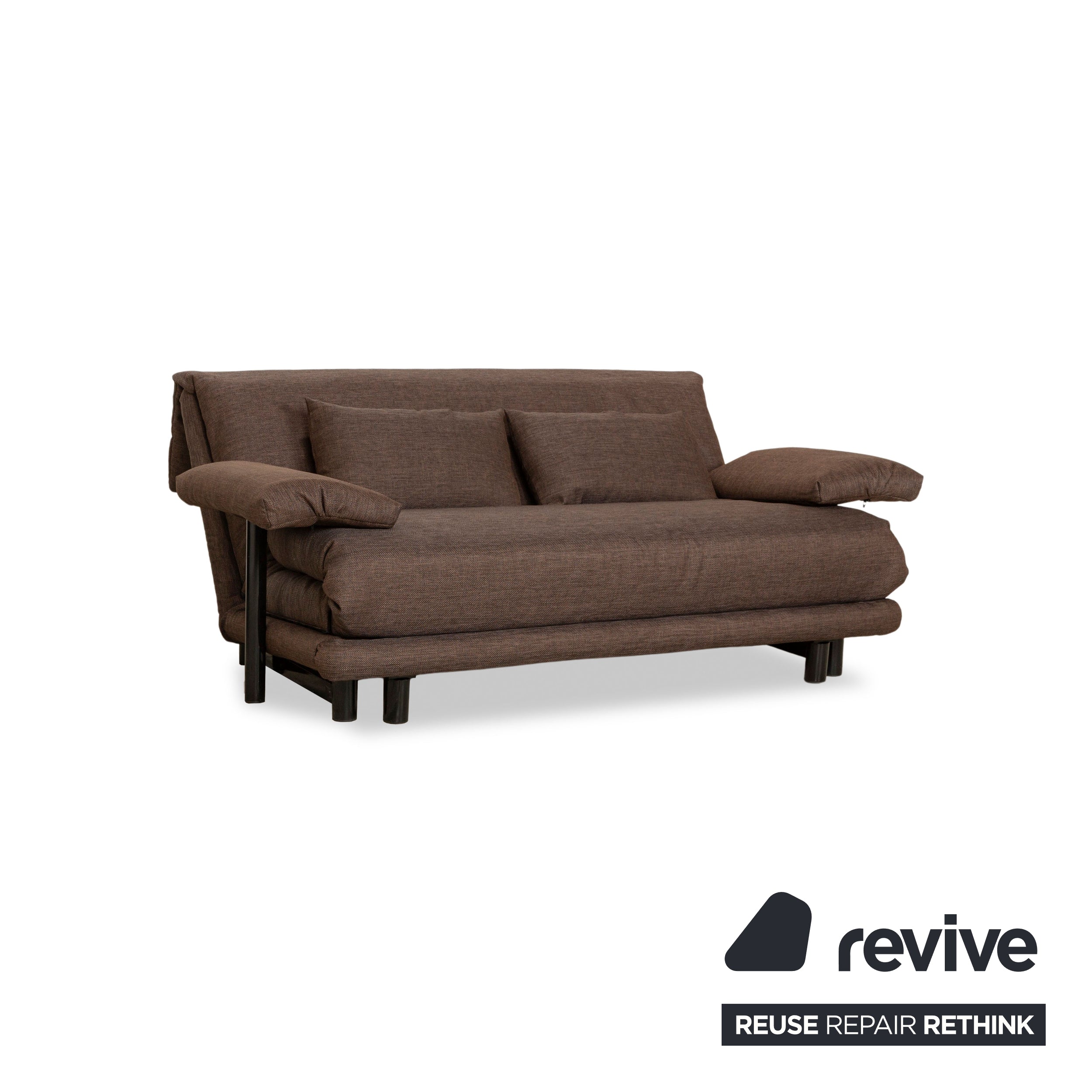 Canapé trois places en tissu Ligne Roset Multy marron, fonction couchage manuelle, canapé avec accoudoirs et coussins, housse neuve