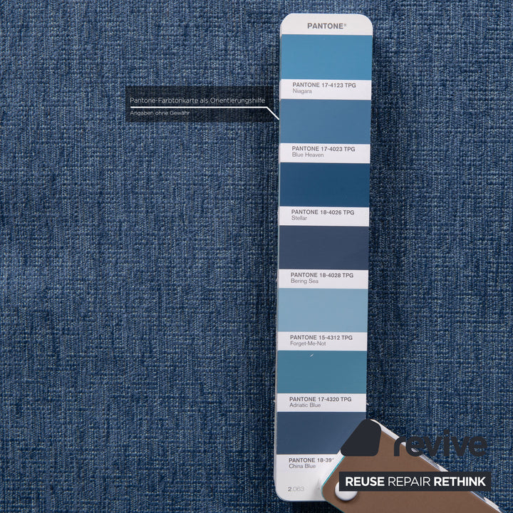 Canapé Multy Ligne Roset en tissu bleu, trois places, fonction convertible, avec accoudoirs
