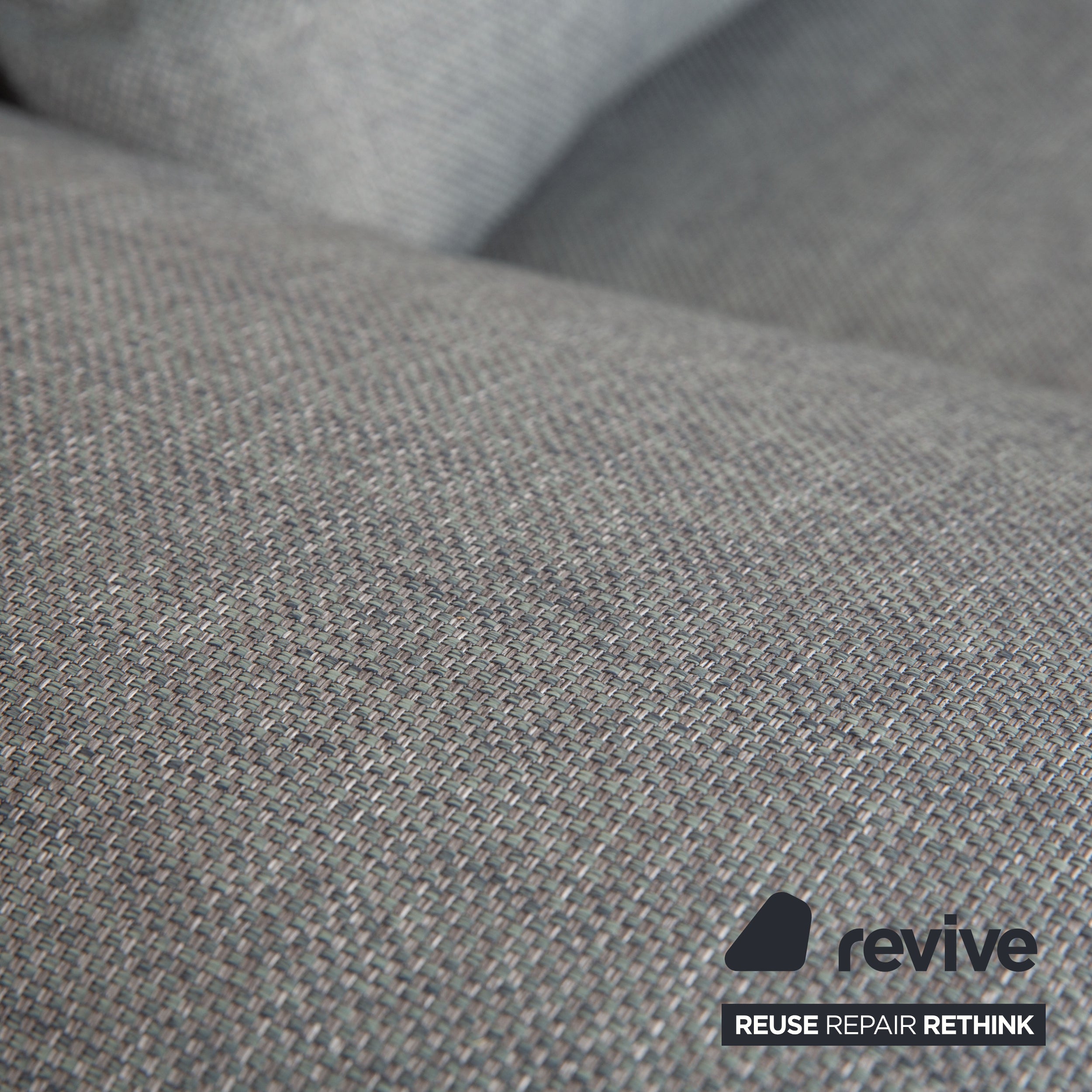 ligne roset Canapé 3 places en tissu Multy (VERANO 681) gris bleu gris fonction manuelle fonction sommeil canapé accoudoirs et coussins incl.