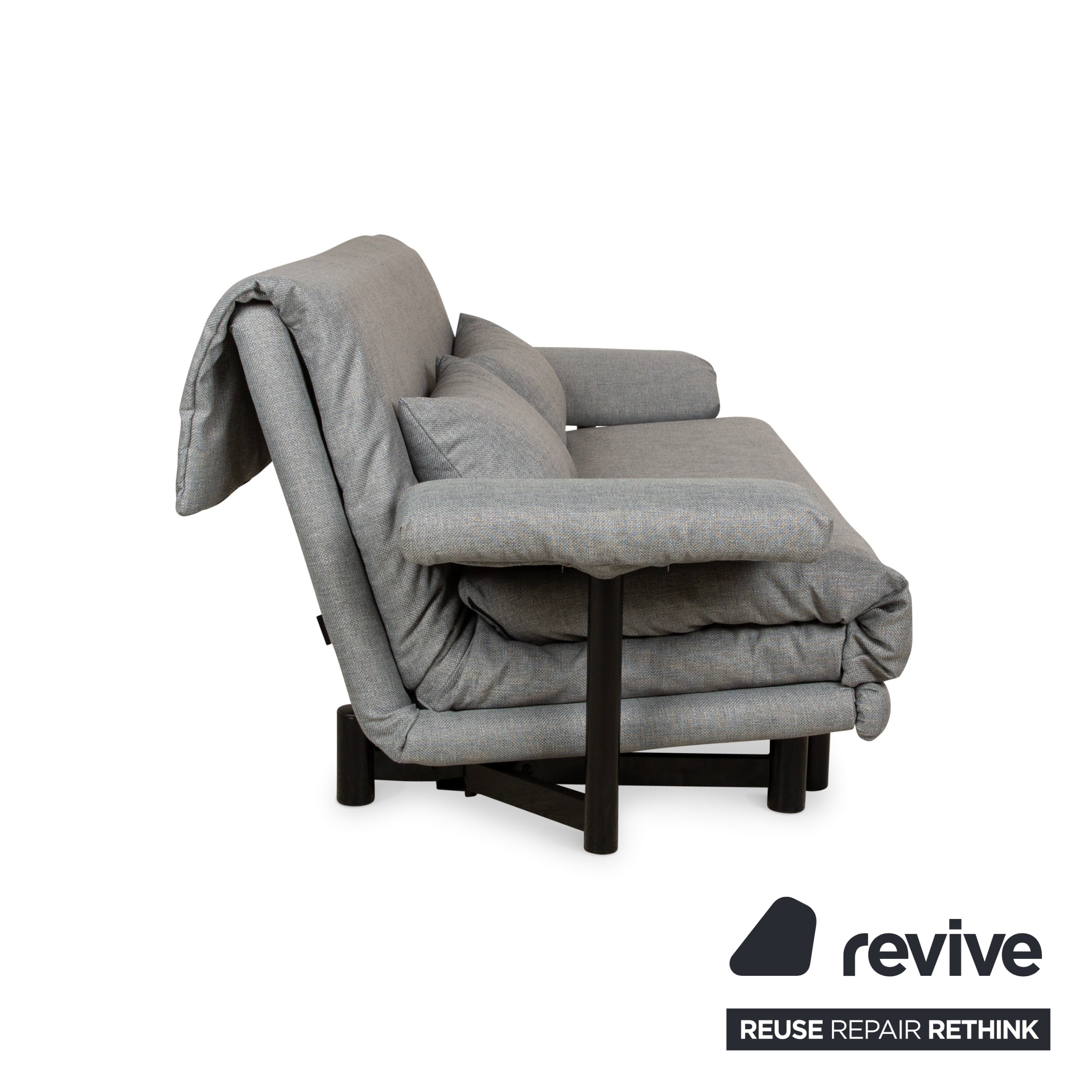 ligne roset Canapé 3 places en tissu Multy (VERANO 681) gris bleu gris fonction manuelle fonction sommeil canapé accoudoirs et coussins incl.