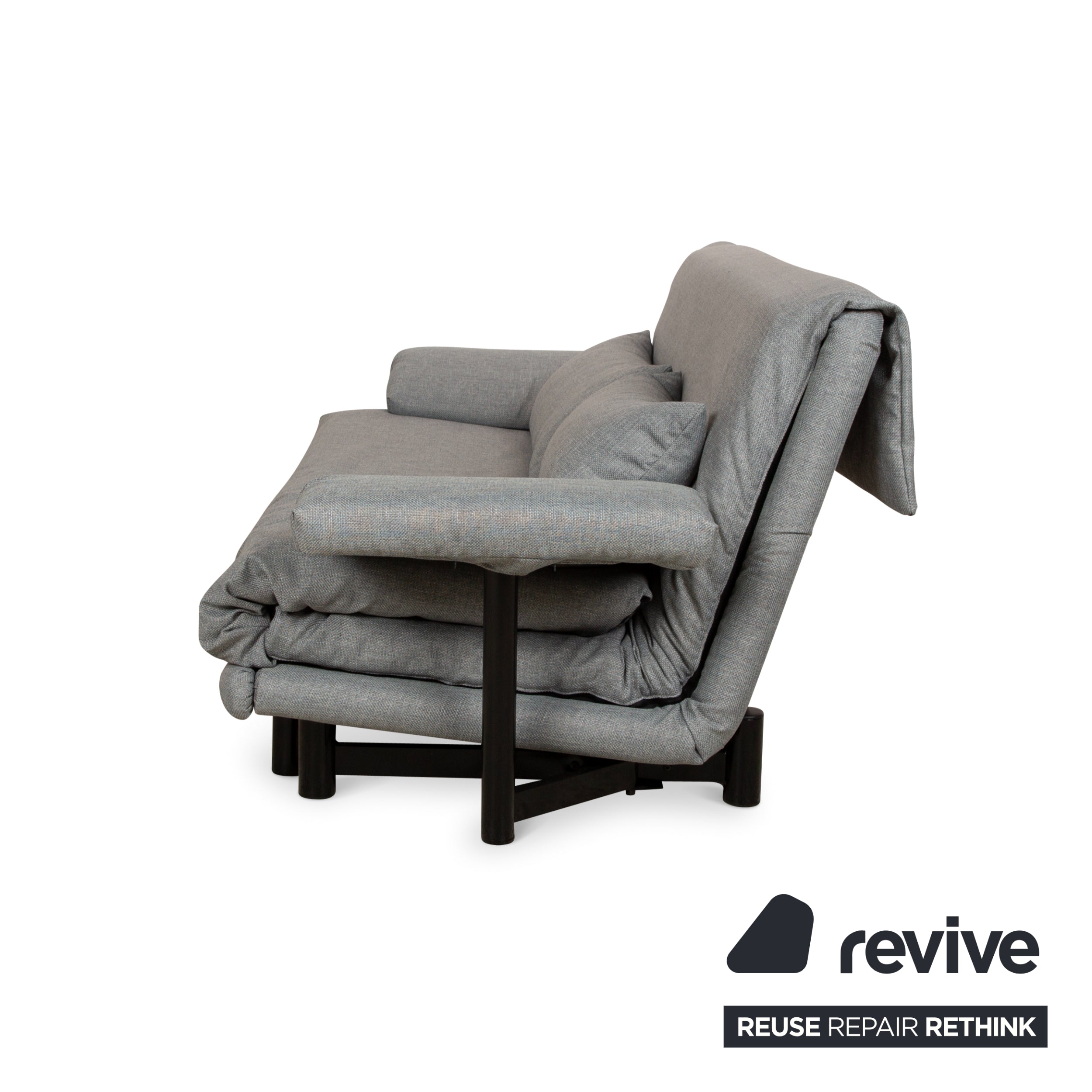 ligne roset Canapé 3 places en tissu Multy (VERANO 681) gris bleu gris fonction manuelle fonction sommeil canapé accoudoirs et coussins incl.