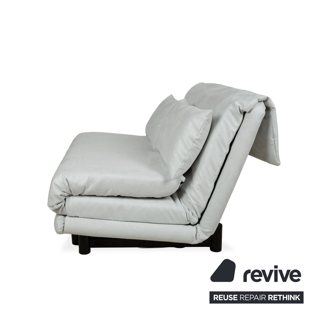 Ligne Roset Multy stoffen tweezitsbank blauwgrijs handmatige functie bank bank slaapbank lichtblauw ijsblauw
