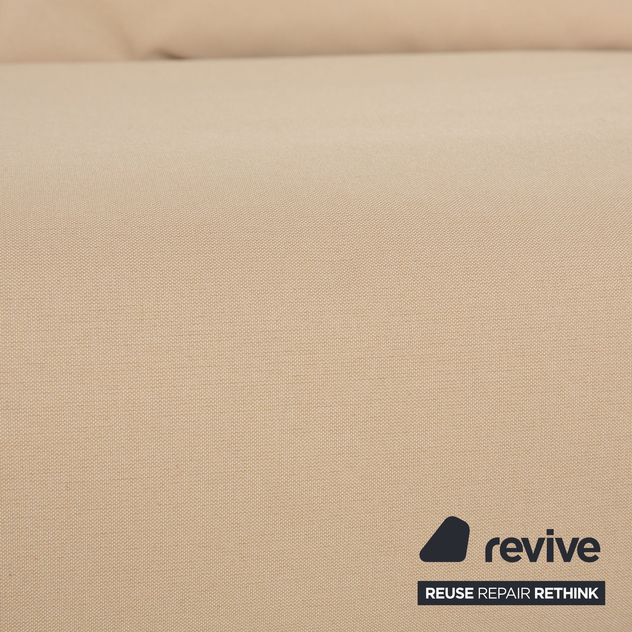 Ligne Roset Canapé-lit 2 places en tissu Multy beige crème retapissé