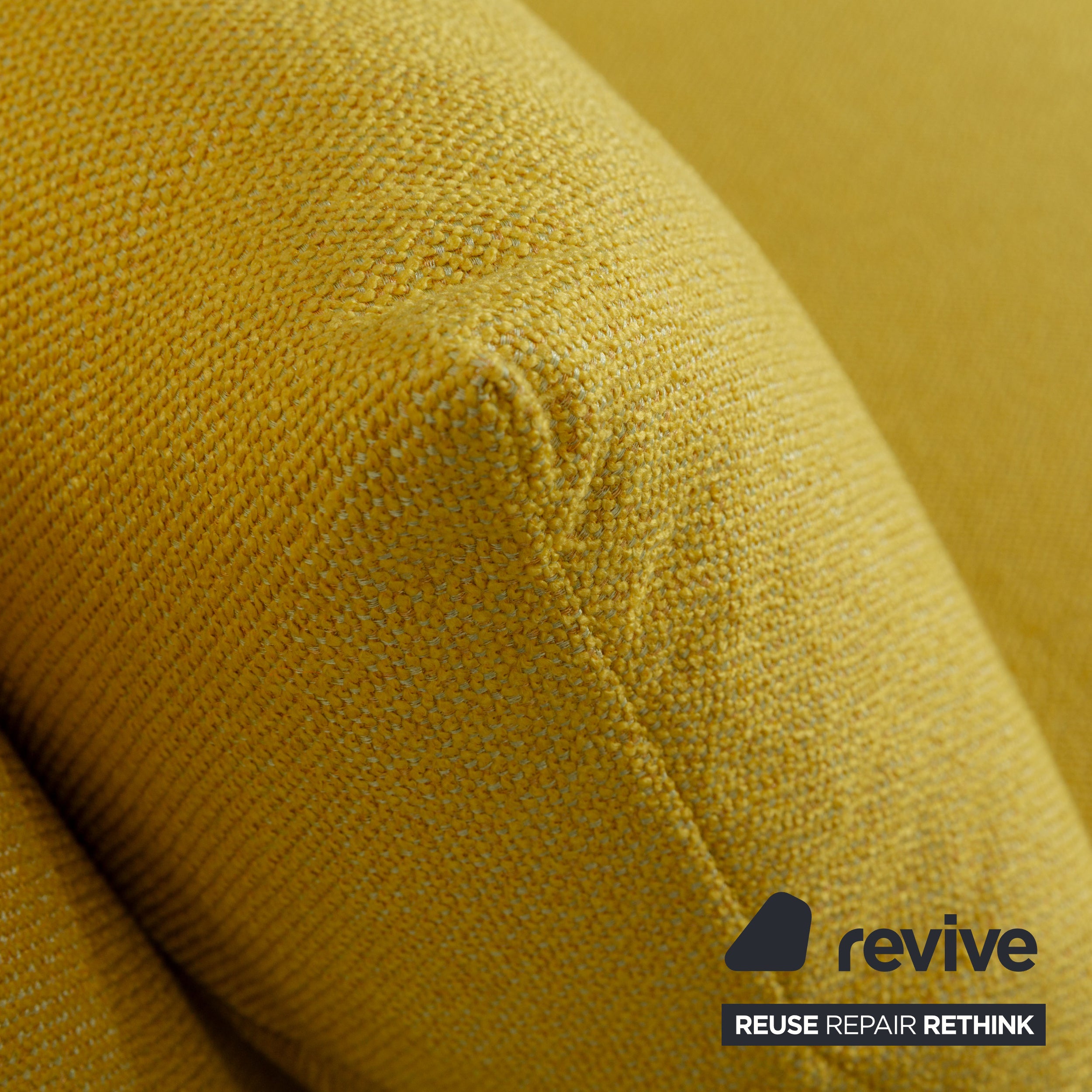 Ligne Roset Multy Zweisitzer Stoff Boucle Gelb Silber manuelle Schlaffunktion Schlafsofa Couch Neubezug