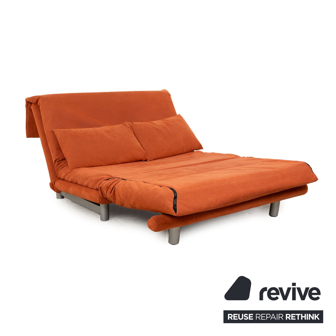 Ligne Roset Multy stoffen tweezitsbank oranje terracotta slaapbank bank handmatige slaapfunctie