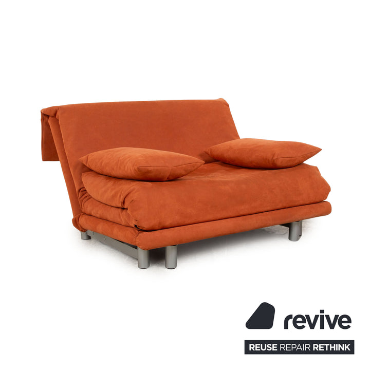 Ligne Roset Multy stoffen tweezitsbank oranje terracotta slaapbank bank handmatige slaapfunctie