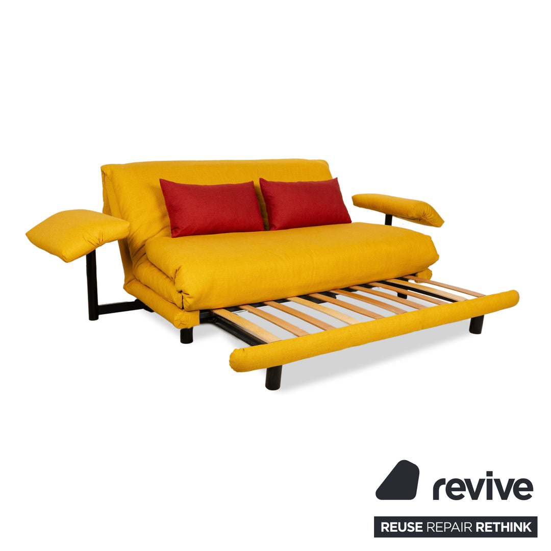 Canapé trois places en tissu Ligne Roset Multy jaune, fonction manuelle, fonction couchage
