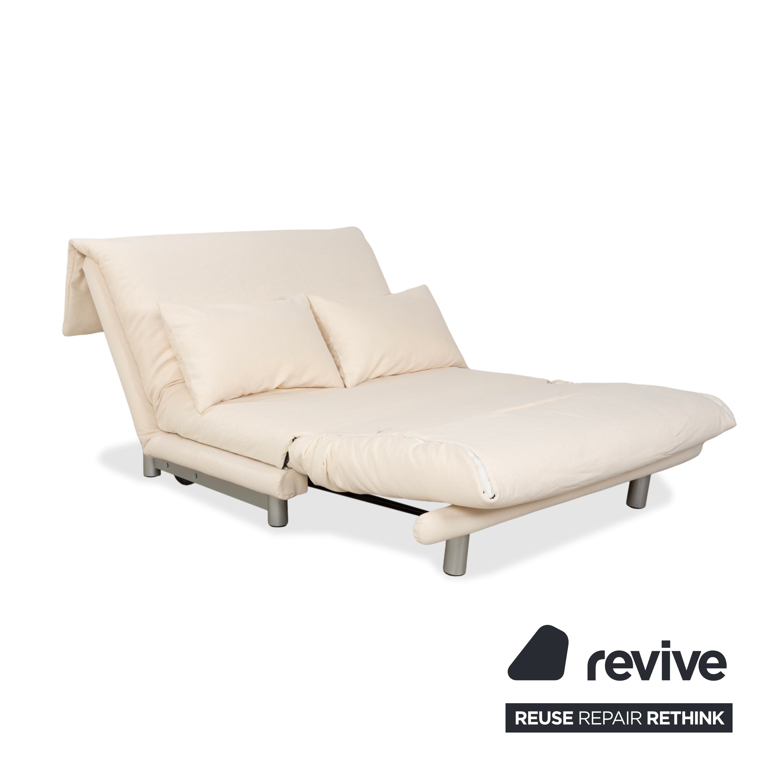 Canapé convertible deux places Ligne Roset Multy beige crème avec fonction convertible manuelle - Réfection de la tapisserie