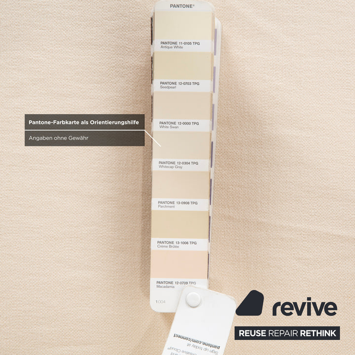 Canapé convertible deux places Ligne Roset Multy beige crème avec fonction convertible manuelle - Réfection de la tapisserie