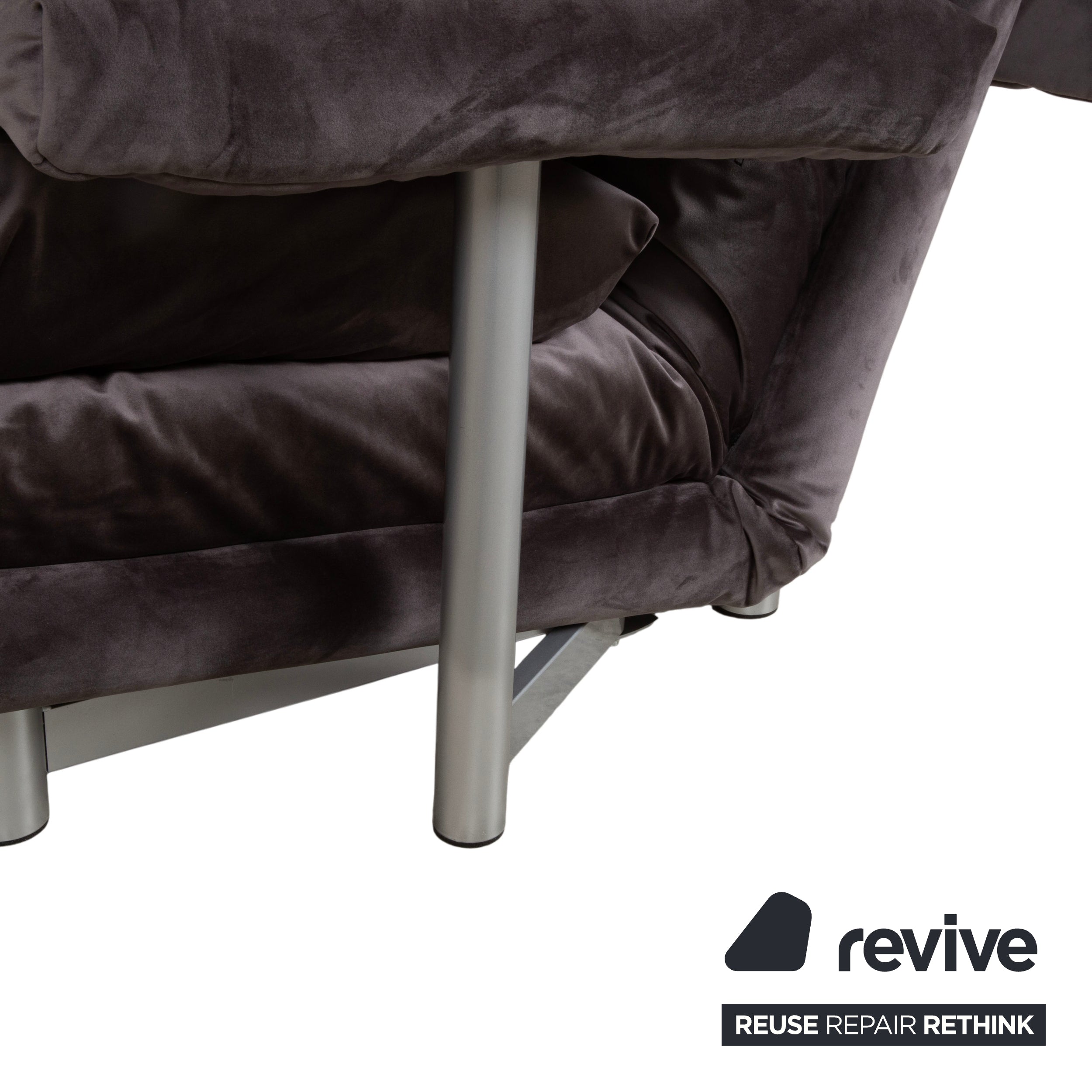 Ligne Roset Multy Canapé deux places avec accoudoirs, tissu velours gris-marron, fonction couchage manuelle, housse neuve