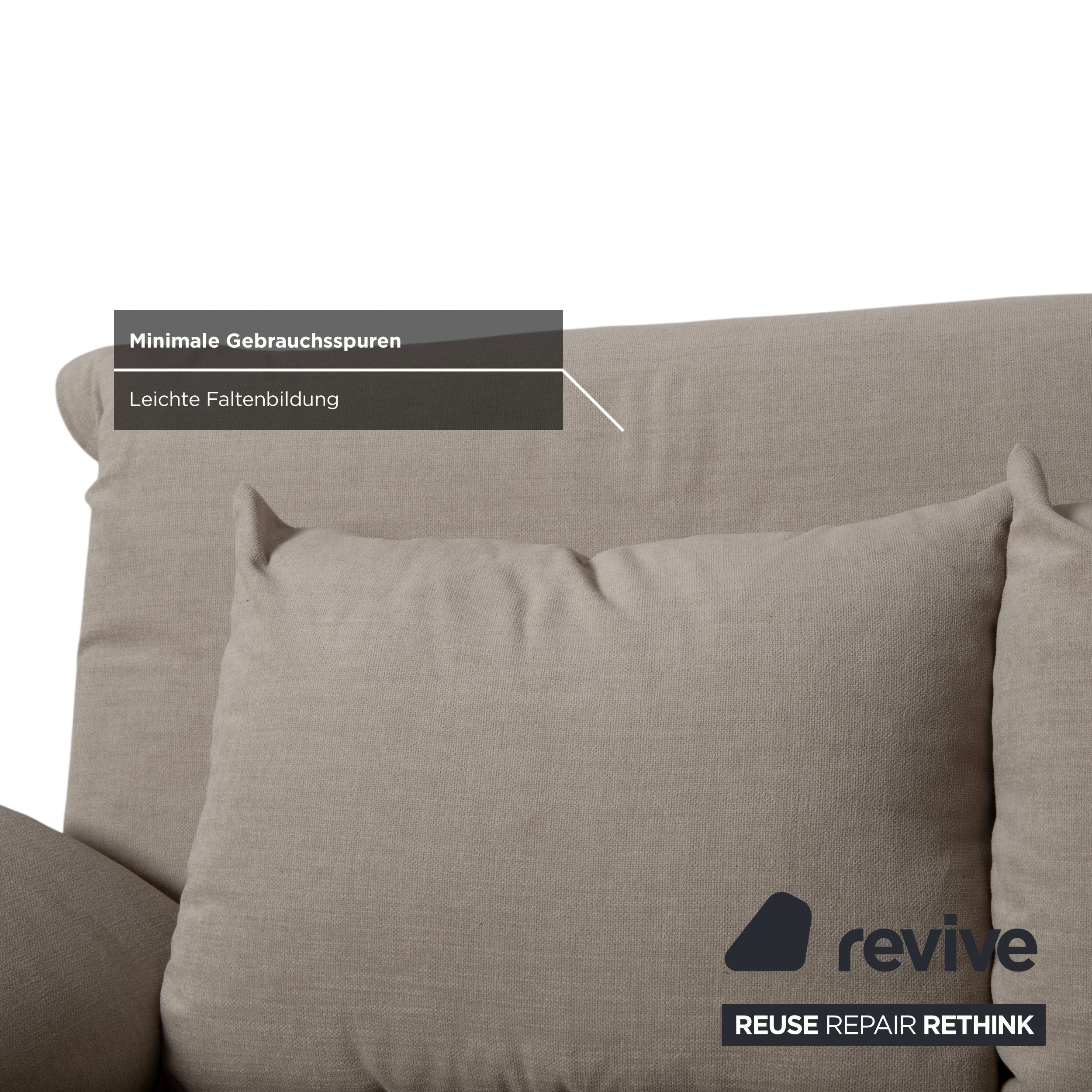Canapé deux places Ligne Roset Multy avec accoudoirs, tissu beige, fonction couchage manuelle, retapissé