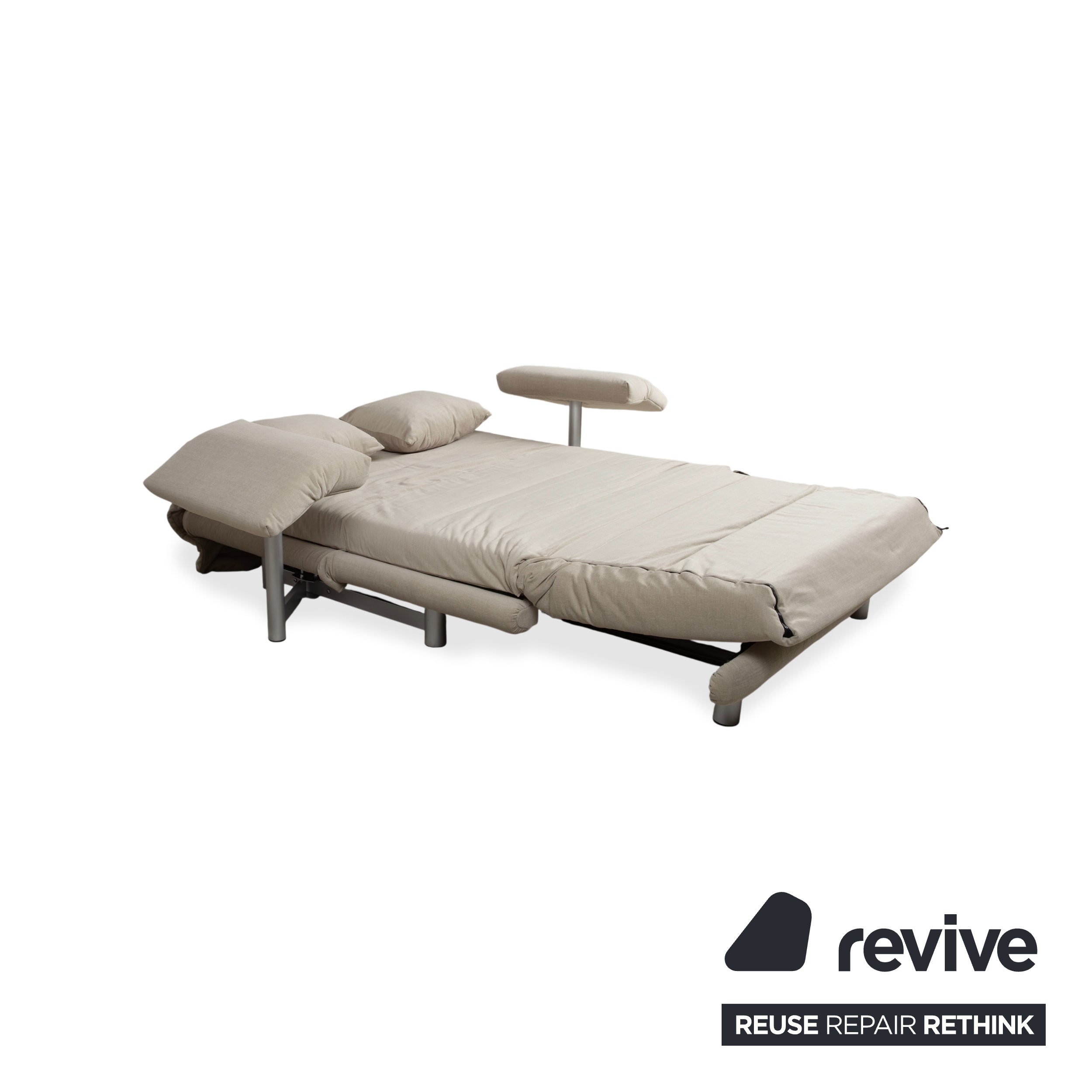 Canapé deux places Ligne Roset Multy avec accoudoirs, tissu beige, fonction couchage manuelle, retapissé