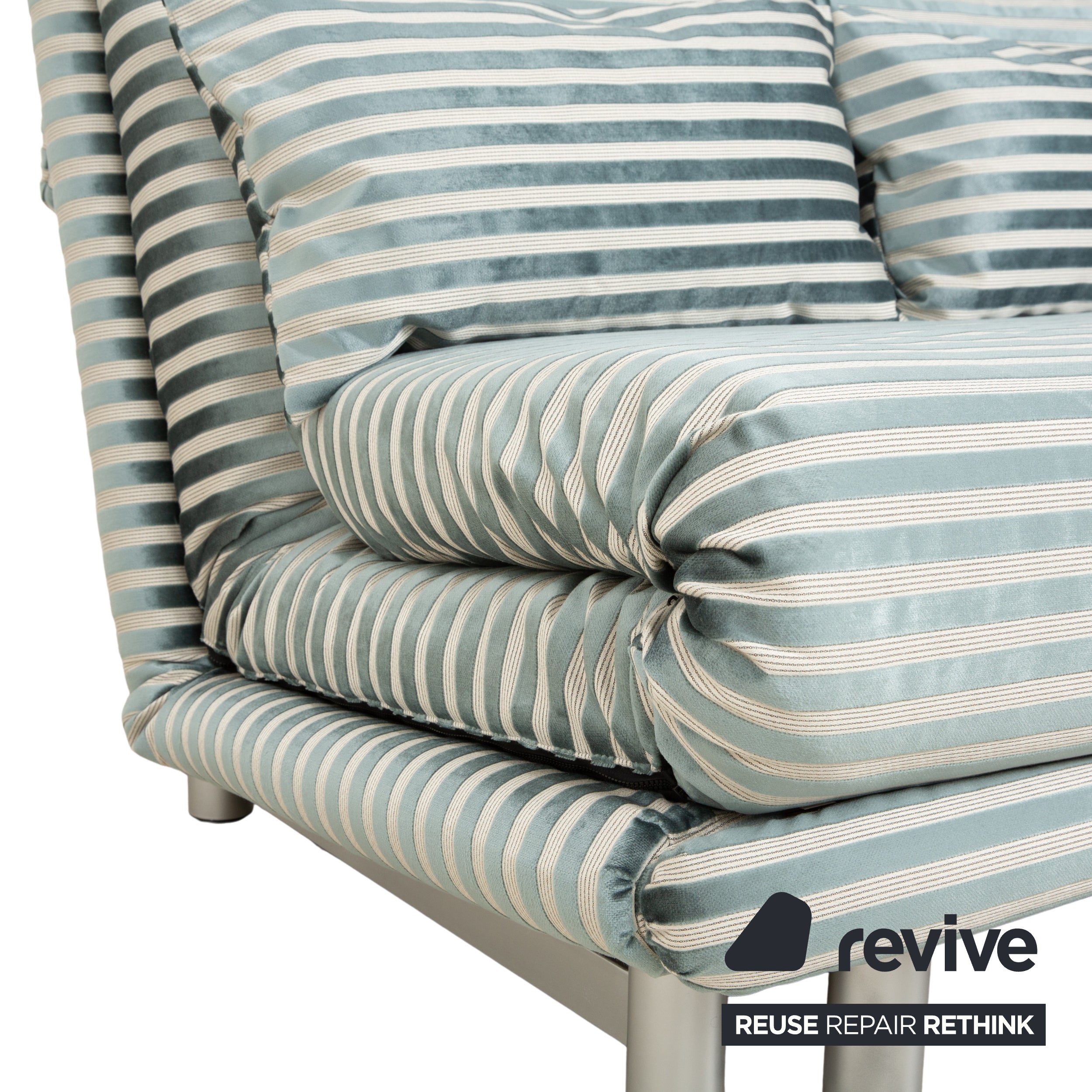 Ligne Roset Multy Zweisitzer Stoff Grün Silber gestreift manuelle Schlaffunktion Neubezug