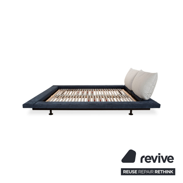 Ligne Roset Peter Maly 2 Stoff Bett Blau Grau Doppelbett manuelle Funktion