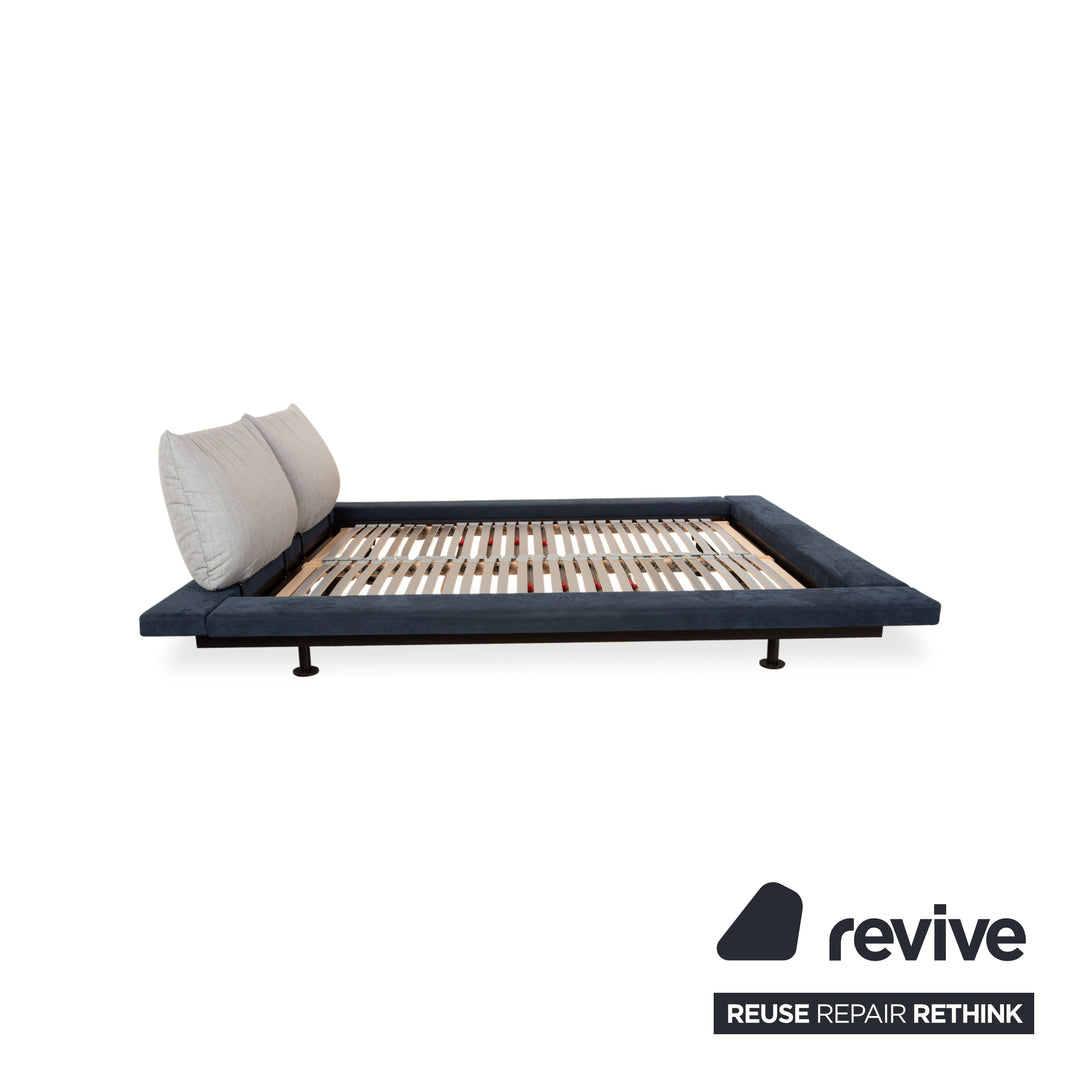 Ligne Roset Peter Maly 2 Stoff Bett Blau Grau Doppelbett manuelle Funktion