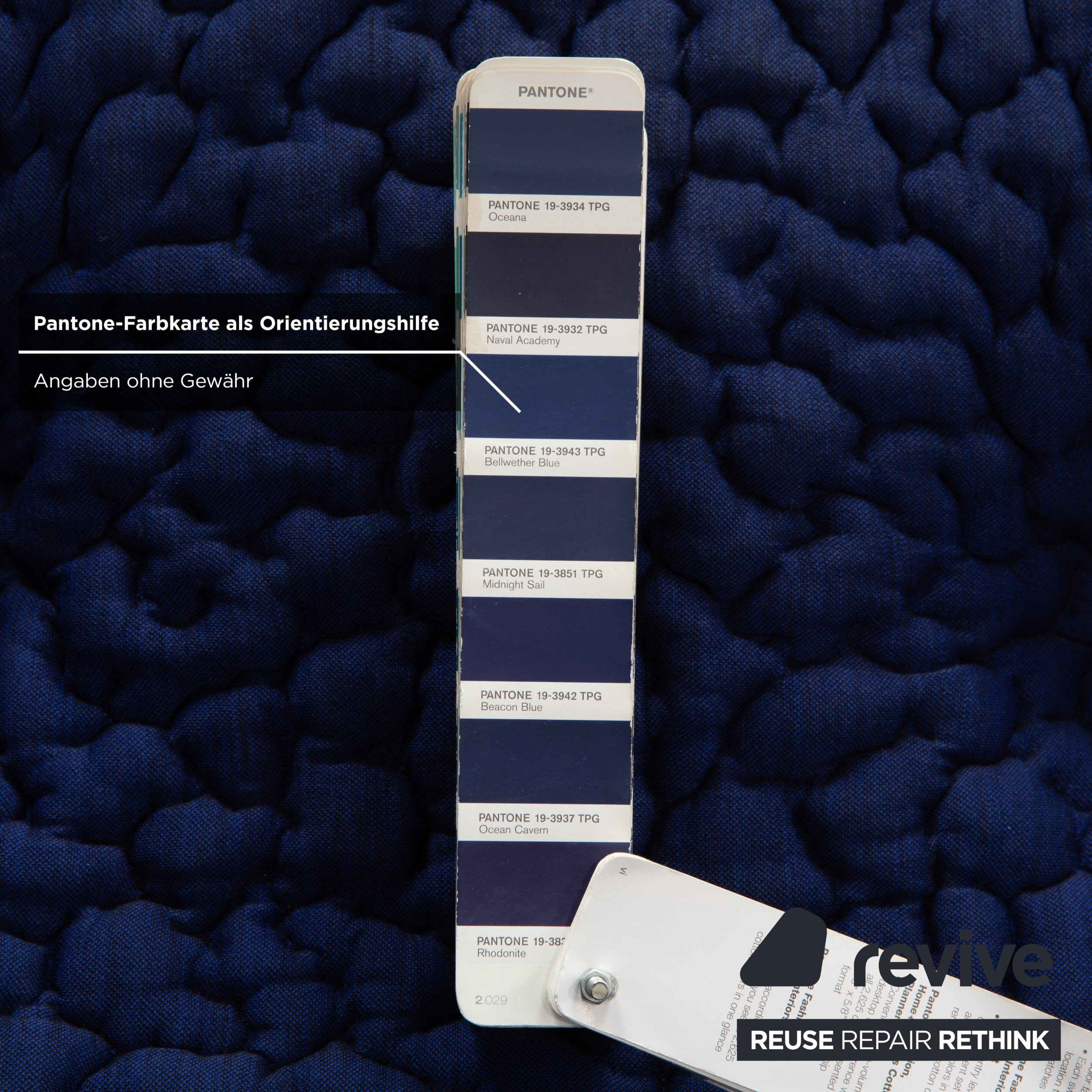 Ligne Roset PLOUM Stoff Dreisitzer Blau Lila Sofa Couch 3-Sitzer Hochlehner MOBY/FR SAFIR