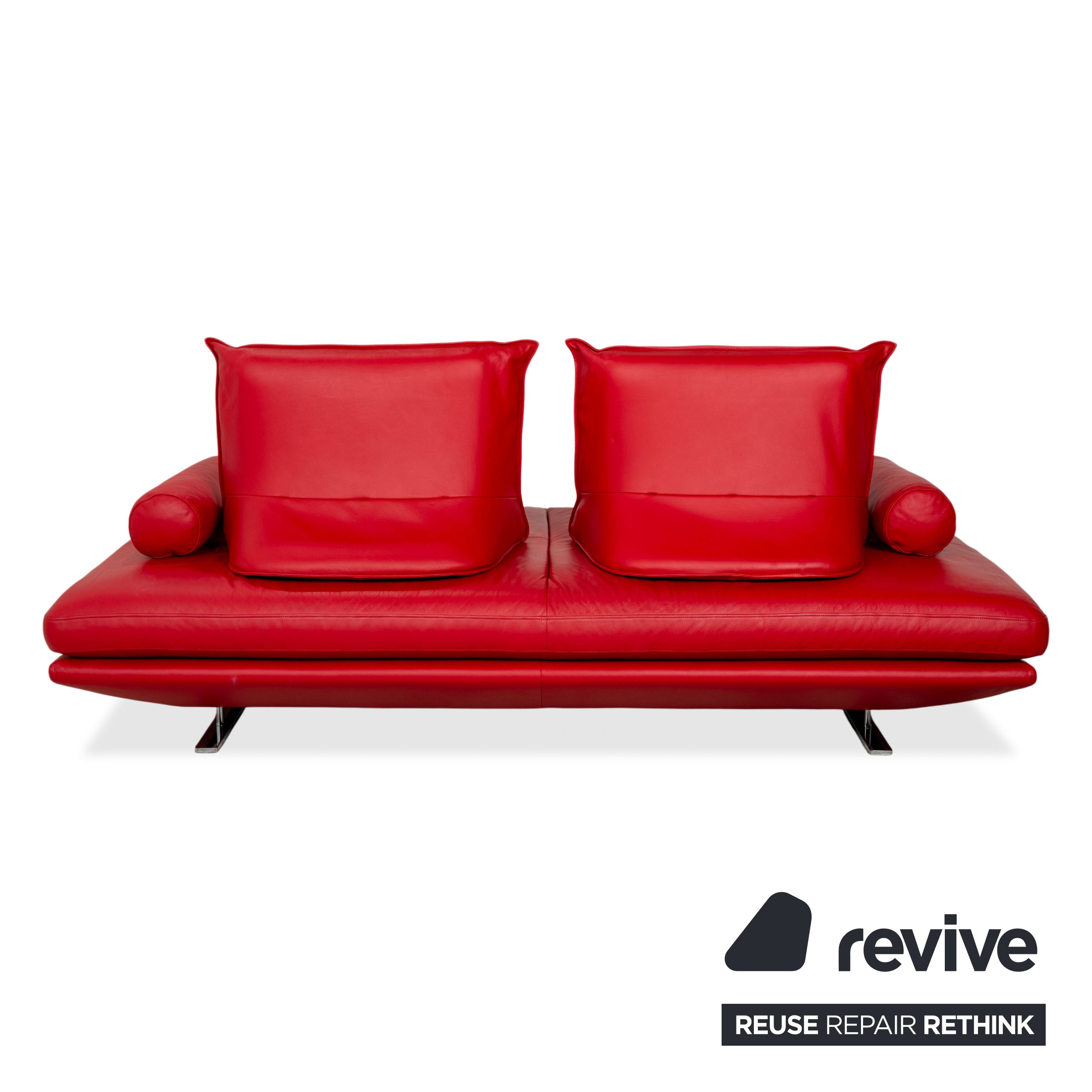 Canapé deux places en cuir rouge Ligne Roset Prado avec fonction manuelle