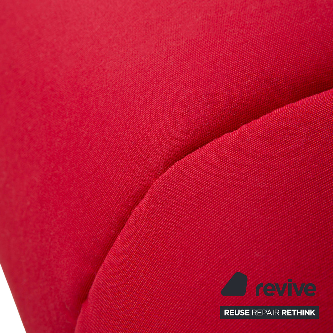 Ligne Roset Prao Stoff Zweisitzer Sofa Rot manuelle Funktion Couch Daybed Neubezug