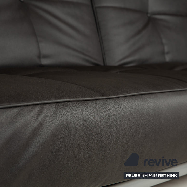 Canapé convertible trois places Ligne Roset Smala en cuir vegan noir anthracite neuf avec housse à fonction manuelle