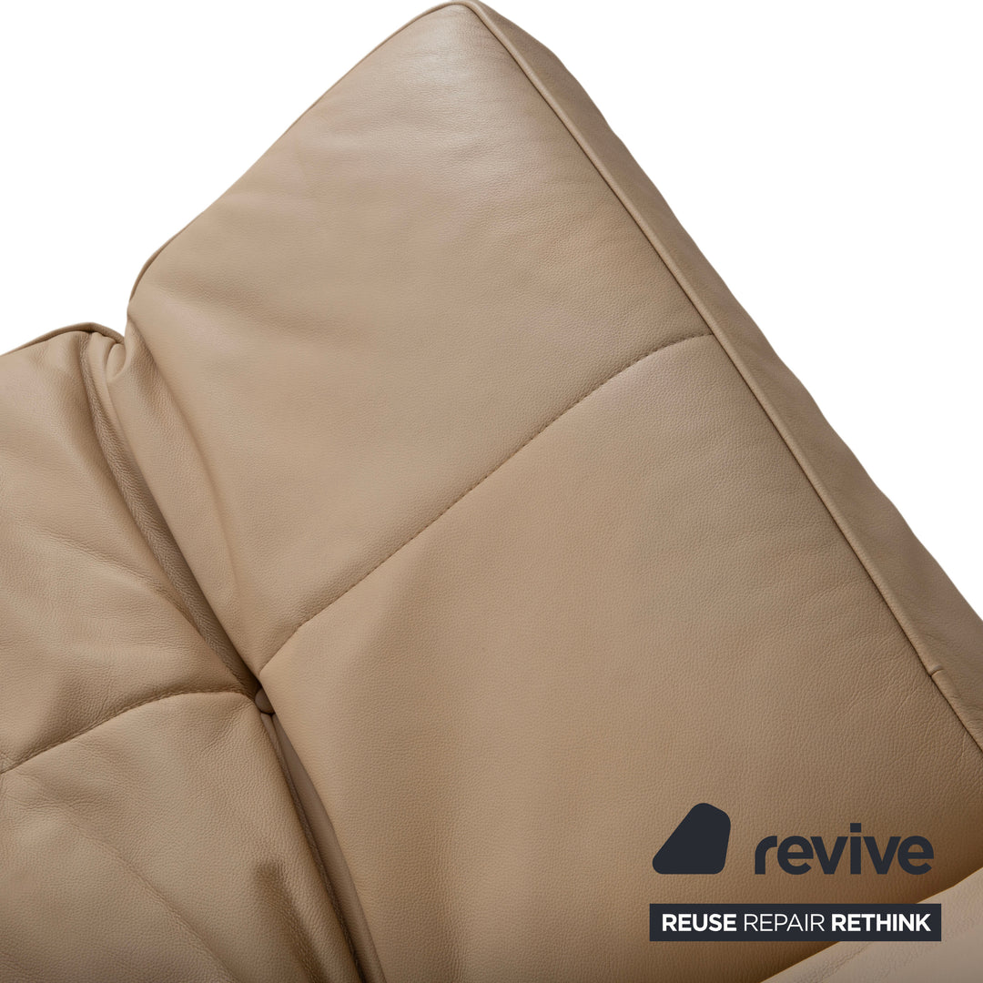 Canapé Ligne Roset Smala cuir trois places crème beige sable fonction manuelle