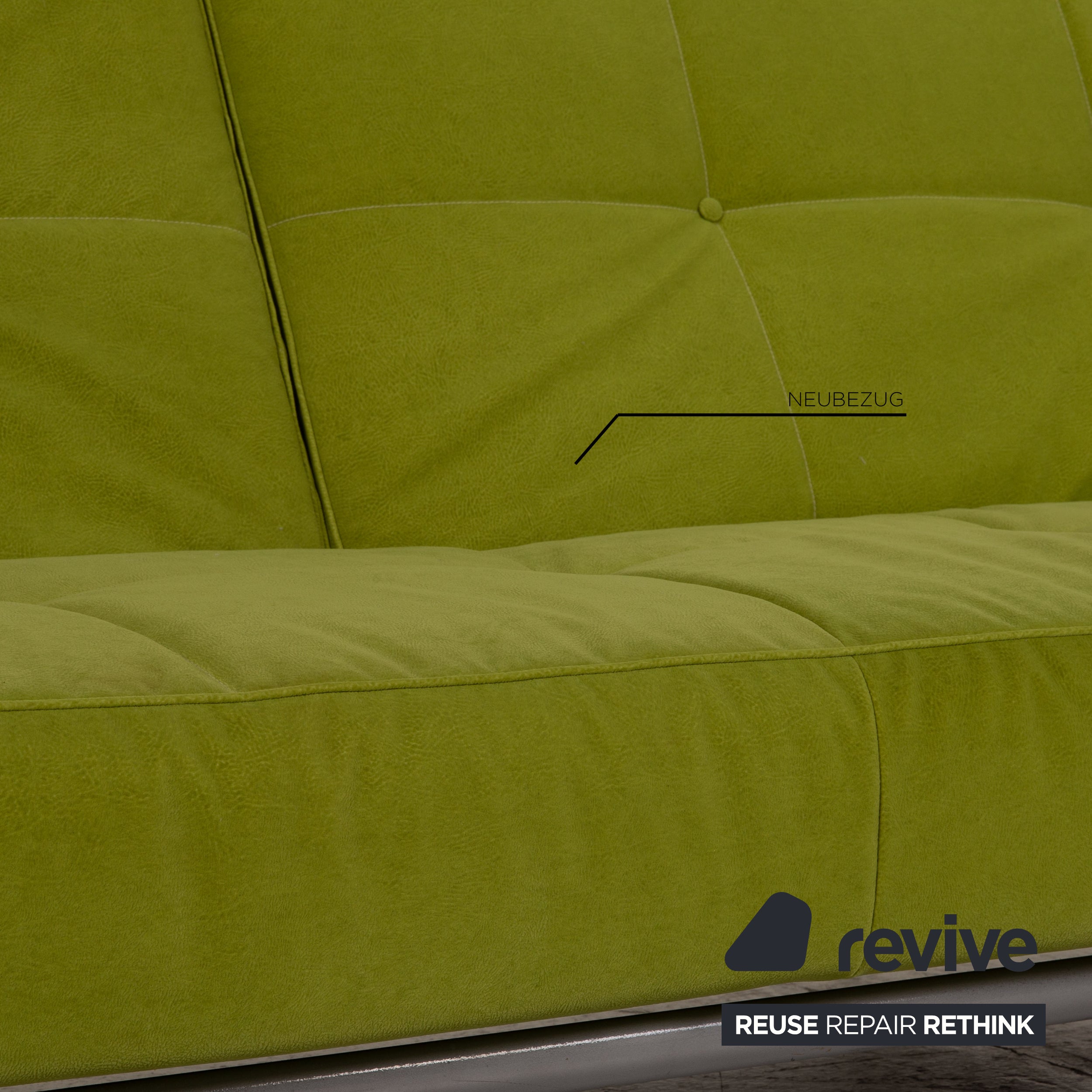 ligne roset Canapé en tissu Smala vert fonction canapé 3 places fonction couchage