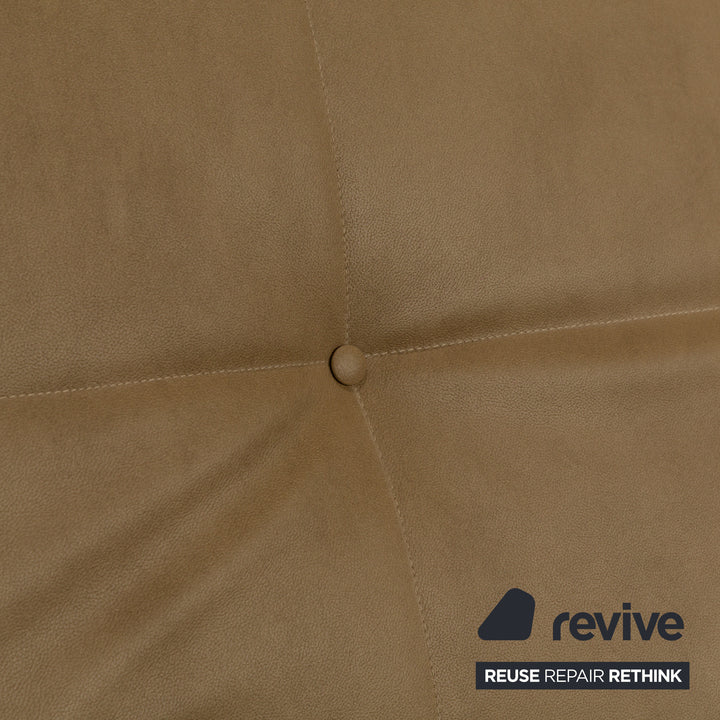 Ligne Roset Smala veganes Leder Zweisitzer Sofa Olivgrün Khaki Sofa Couch Schlaffunktion Schlafsofa manuelle Funktion Neubezug