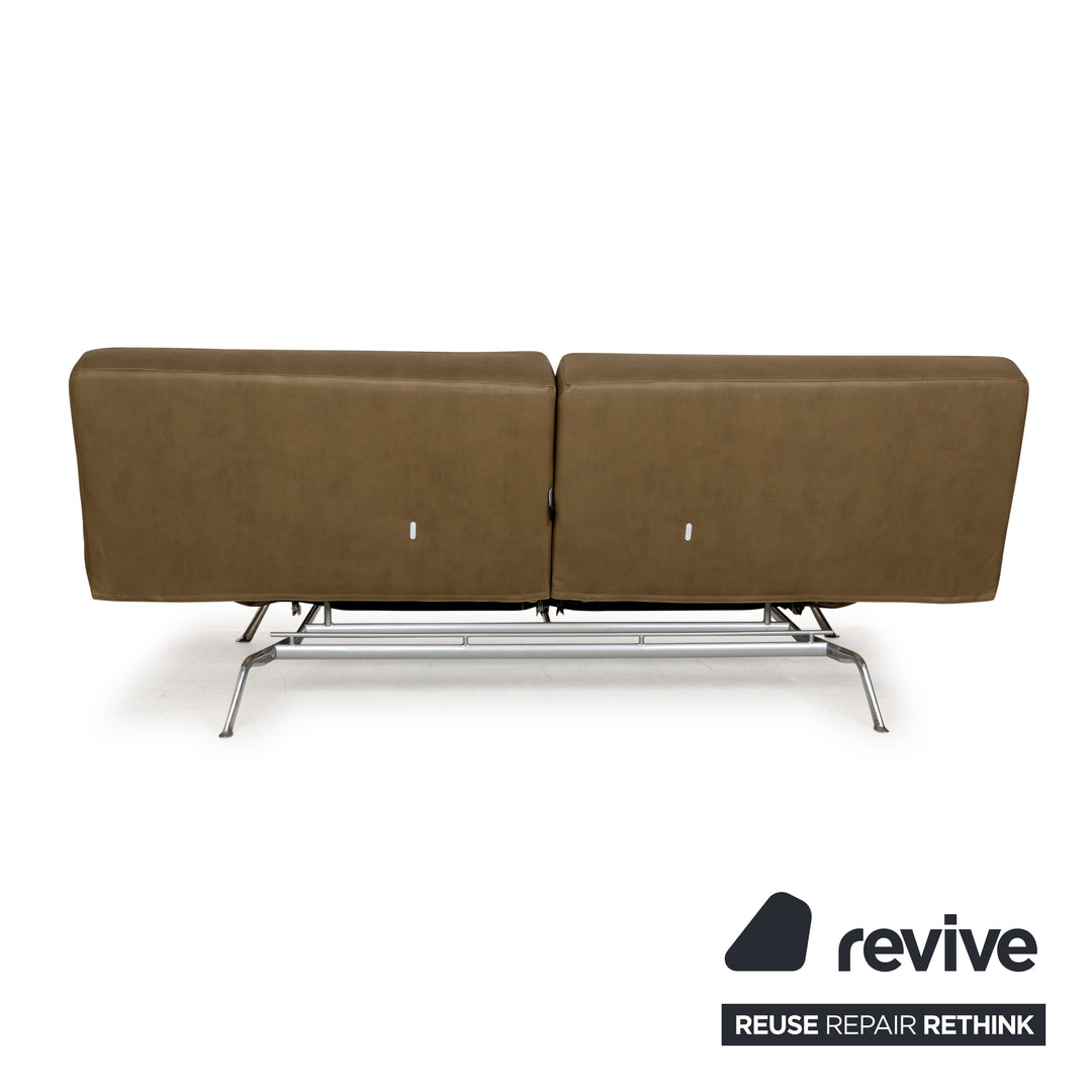 Ligne Roset Smala veganes Leder Zweisitzer Sofa Olivgrün Khaki Sofa Couch Schlaffunktion Schlafsofa manuelle Funktion Neubezug