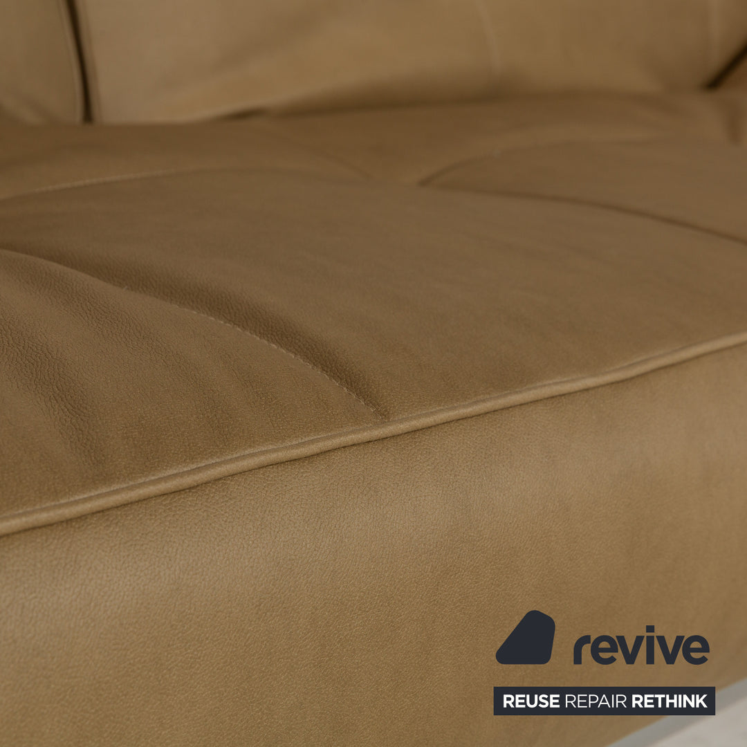 Ligne Roset Smala veganes Leder Zweisitzer Sofa Olivgrün Khaki Sofa Couch Schlaffunktion Schlafsofa manuelle Funktion Neubezug