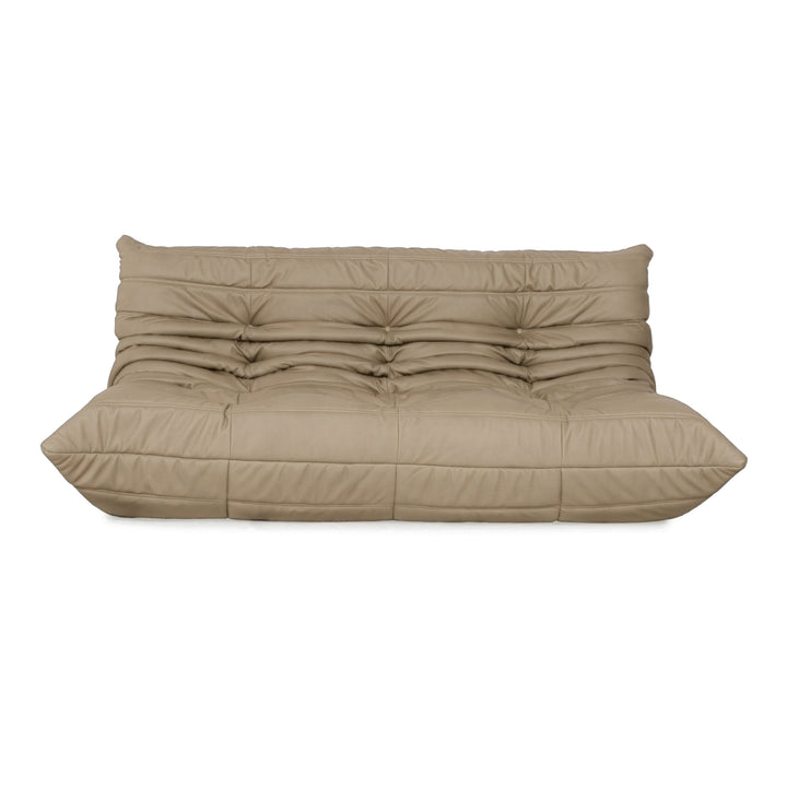 Ligne Roset Togo canapé trois places en cuir végétal neuf, coloris taupe