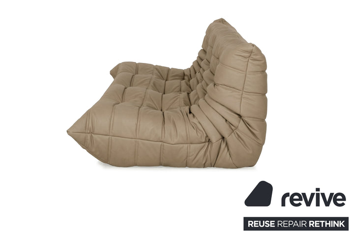 Ligne Roset Togo Dreisitzer Couch veganes Leder Neubezug Taupe