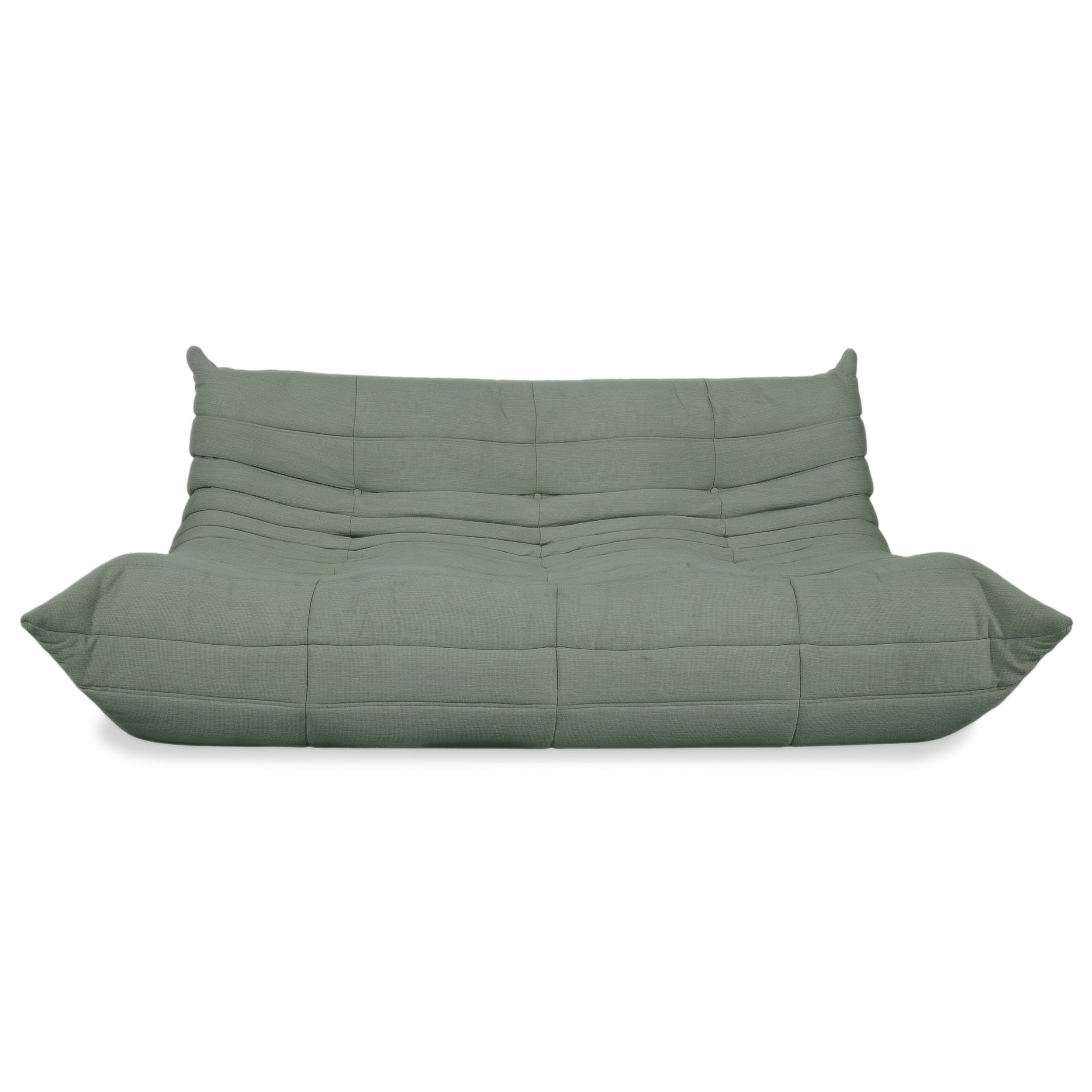 Ligne Roset Togo Dreisitzer Sofa Couch Stoff Minzgrün Neubezug
