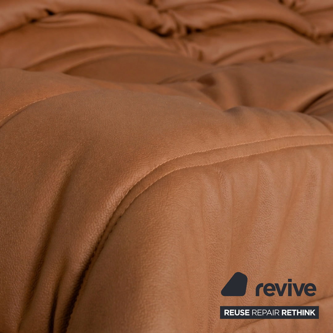 Ligne Roset Togo Dreisitzer Sofa Couch Veganes Leder Braun Cognac Neubezug
