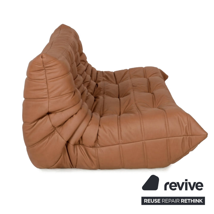 Ligne Roset Togo Dreisitzer Sofa Couch Veganes Leder Braun Cognac Neubezug