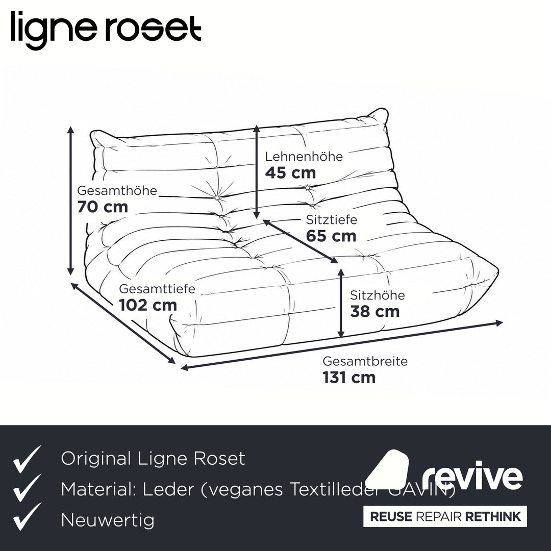 Canapé trois places Ligne Roset Togo en cuir vegan vert olive, retapissé