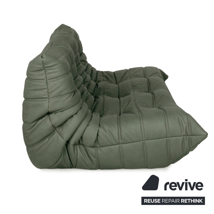 Ligne Roset Togo Dreisitzer Sofa Couch Stoff Minzgrün Neubezug