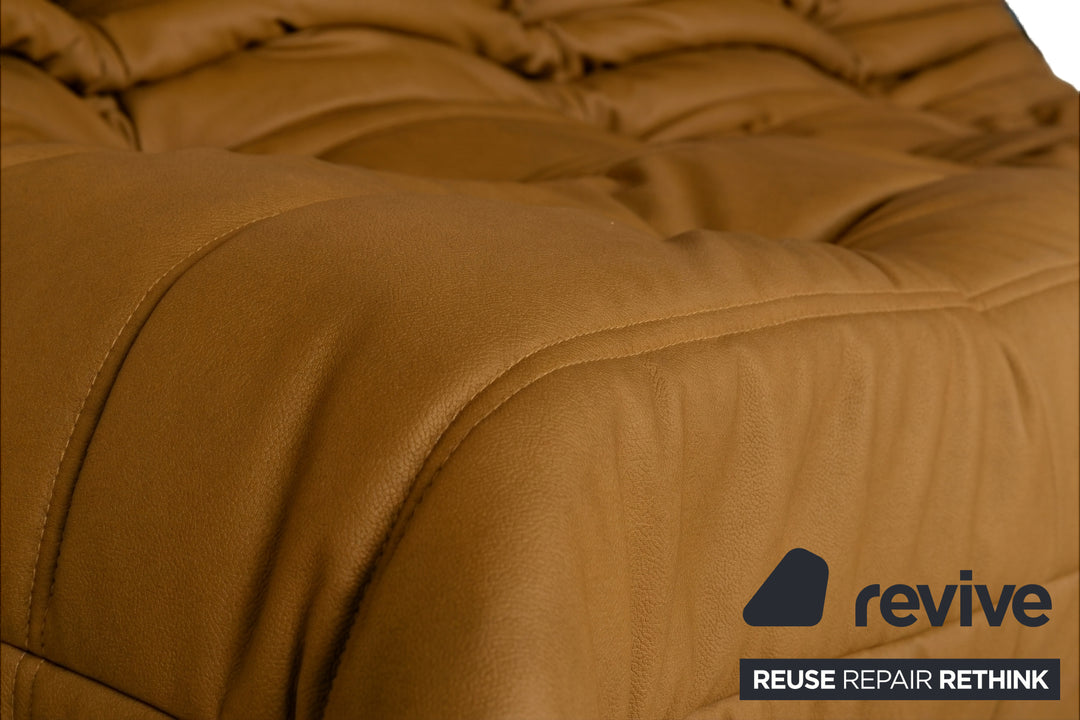 Ligne Roset Togo Dreisitzer Sofa Stoff Ocker Couch Neubezug