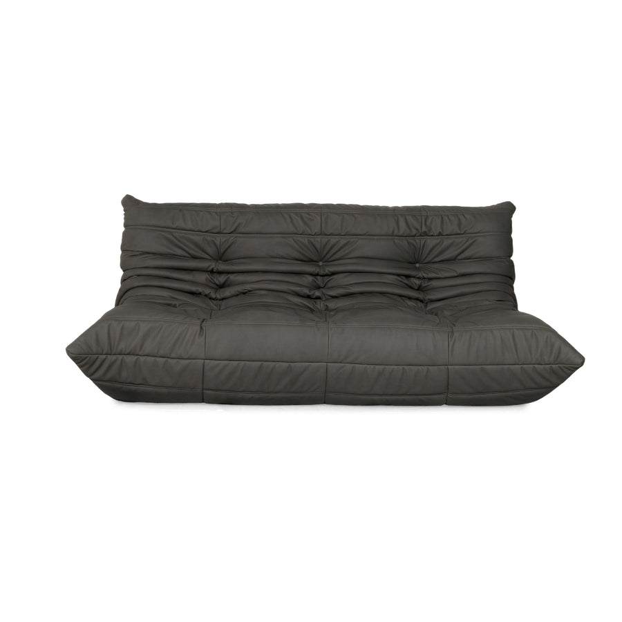 Ligne Roset Togo Dreisitzer veganes Leder Neubezug Anthrazit