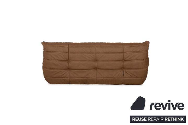 Ligne Roset Togo Dreisitzer veganes Leder Neubezug Cognacfarbend
