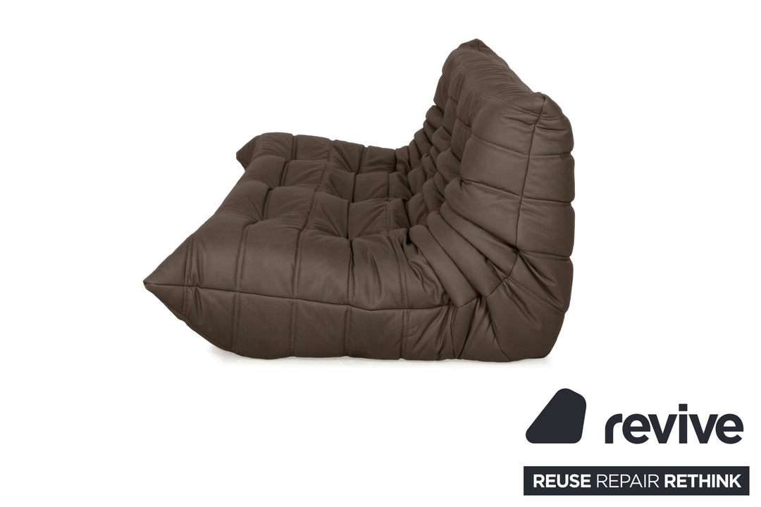 Ligne Roset Togo Dreisitzer veganes Leder Neubezug Kaffeebraun