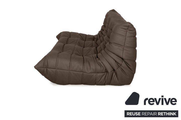 Ligne Roset Togo Dreisitzer veganes Leder Neubezug Kaffeebraun