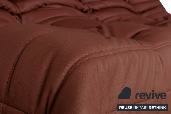 Ligne Roset Togo Dreisitzer veganes Leder Neubezug Rostrot