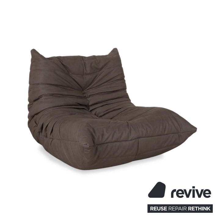 Ligne Roset Togo Garnitur Ecksofa Dreisitzer Sofa Couch Eckelement Sessel Veganes Leder GAVIN 105 Neubezug