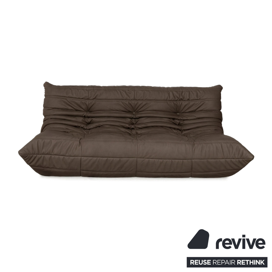 Ligne Roset Togo Garnitur Ecksofa Dreisitzer Sofa Couch Eckelement Sessel Veganes Leder GAVIN 105 Neubezug