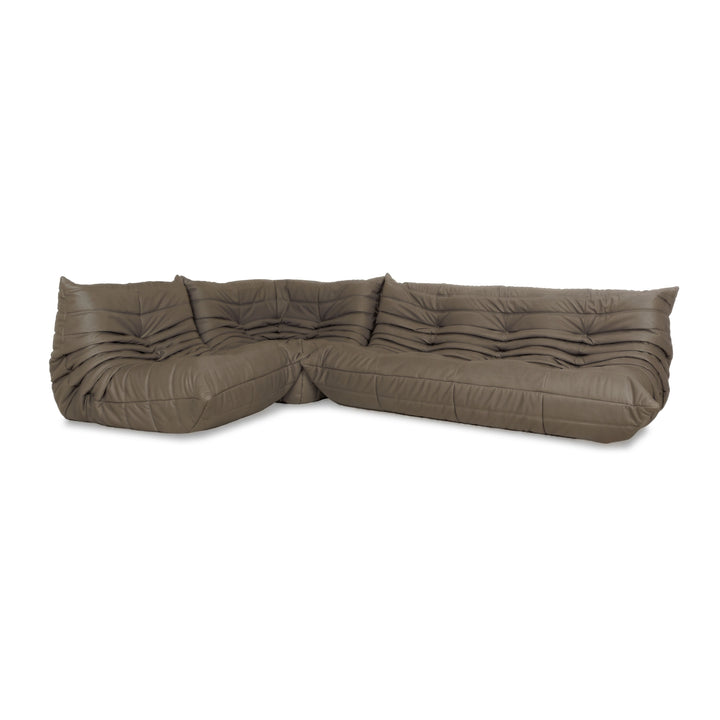 Ligne Roset Togo Garnitur Ecksofa Dreisitzer Sofa Couch Eckelement Sessel Veganes Leder GAVIN 108 Neubezug