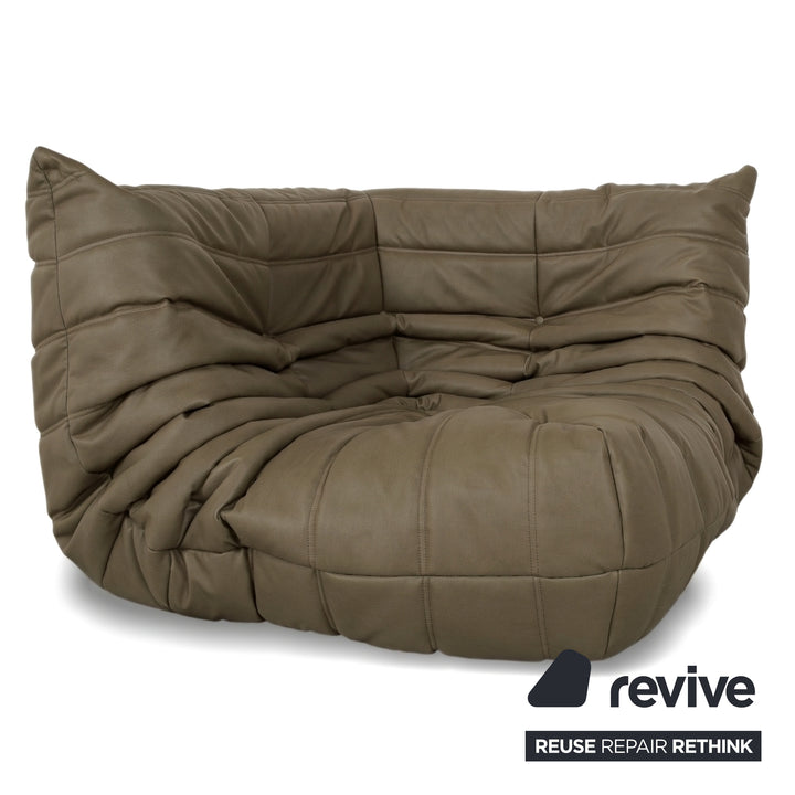 Ligne Roset Togo Garnitur Ecksofa Dreisitzer Sofa Couch Eckelement Sessel Veganes Leder GAVIN 108 Neubezug