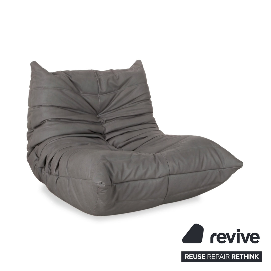 Ligne Roset Togo Garnitur Ecksofa Dreisitzer Sofa Couch Eckelement Sessel Veganes Leder GAVIN 115 Neubezug