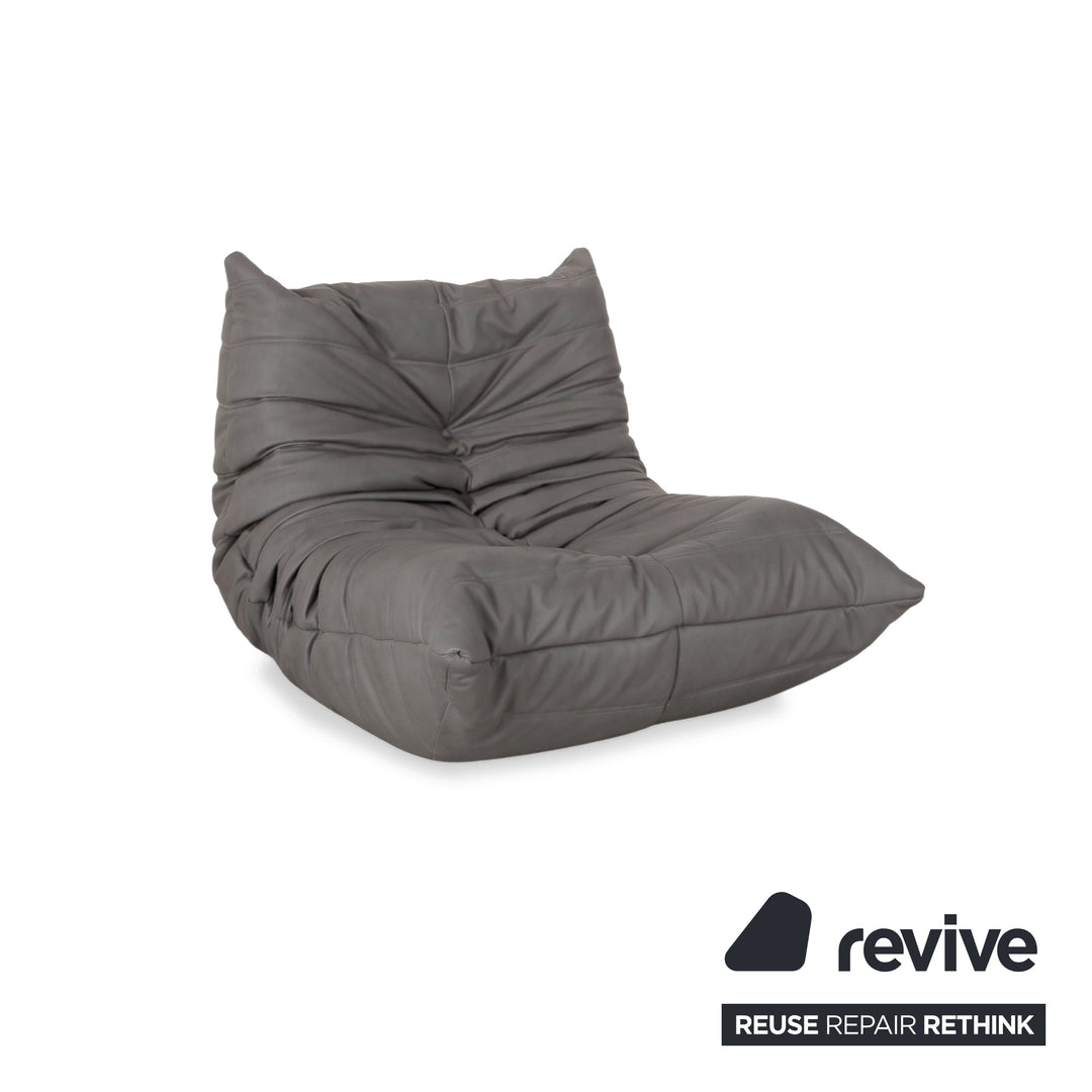 Ligne Roset Togo Garnitur Ecksofa Dreisitzer Sofa Couch Eckelement Sessel Veganes Leder GAVIN 115 Neubezug